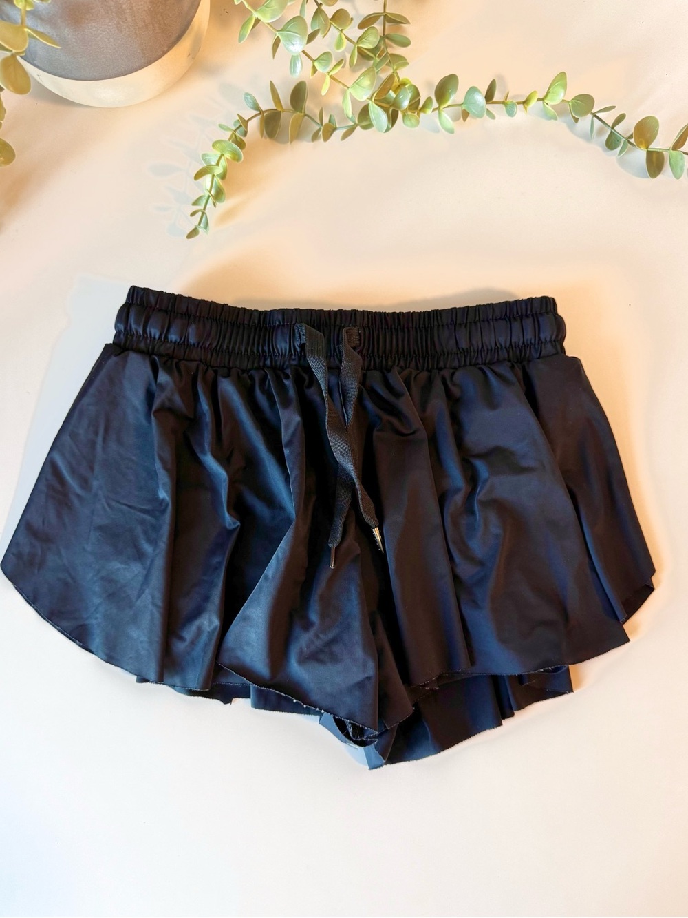 Liberty Pro Girls Butterfly Athletic Shorts Black Youth Medium YM